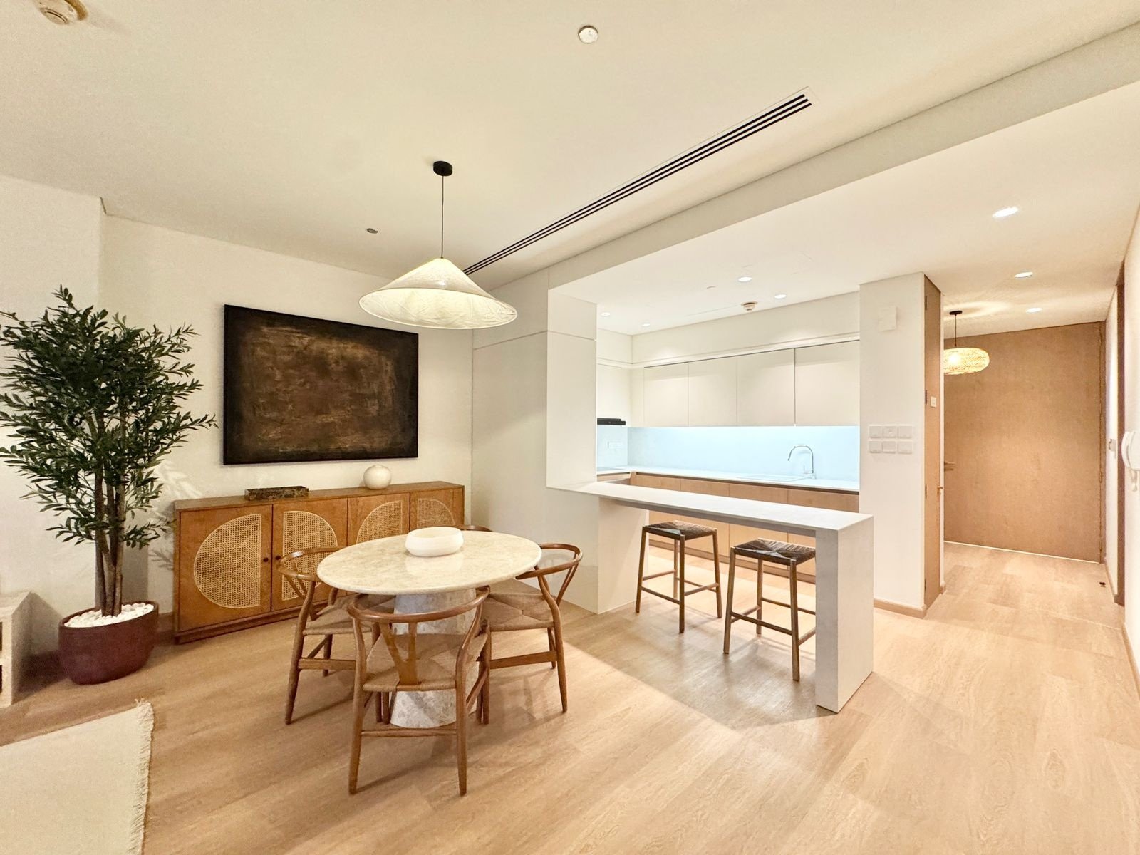 WhatsApp Image 2025-12-11 at 07.51.34_62810357